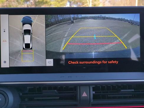 New 2026 Toyota Prius Plug-In Hybrid image 19