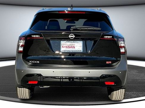 New 2026 Nissan Kicks SR image 4