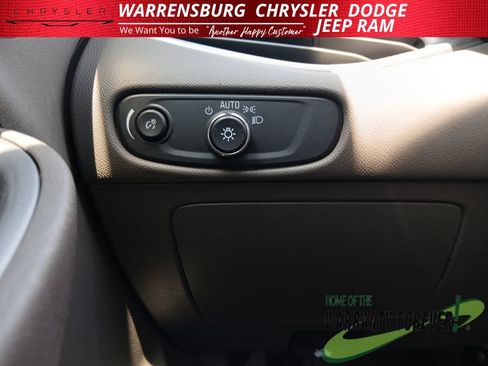 Used 2022 Chevrolet Malibu LS FWD image 30