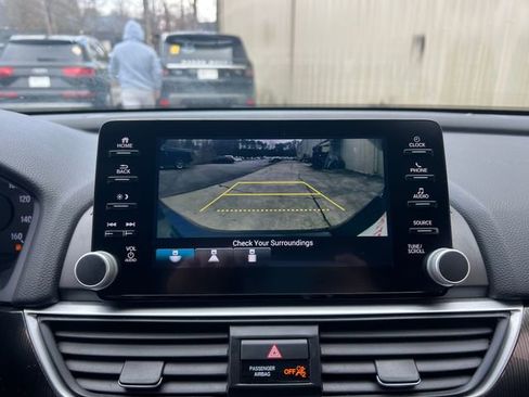 Used 2019 Honda Accord Sport image 23