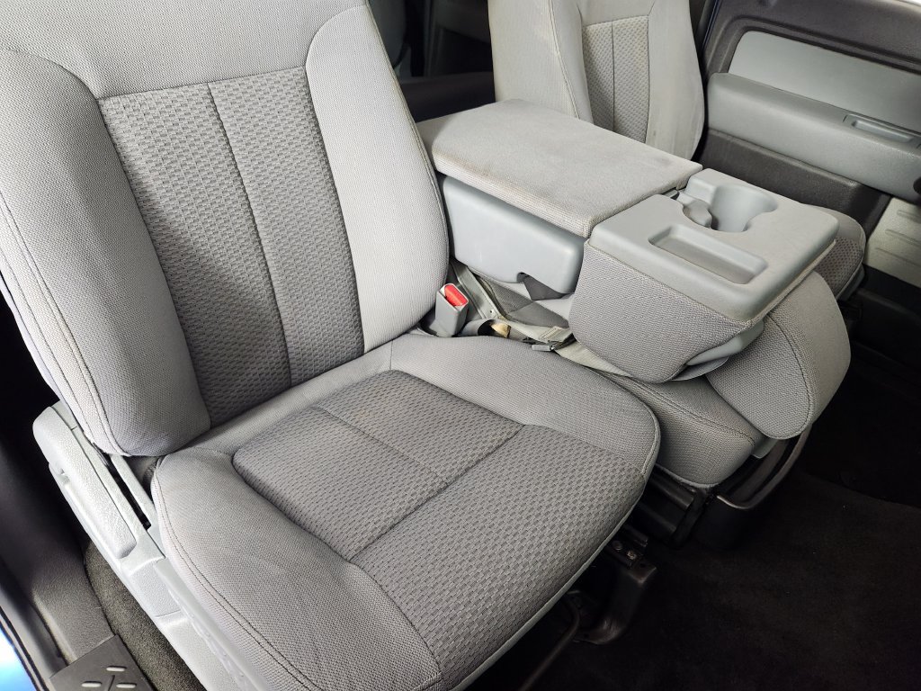 Used 2012 Ford F150 XLT AWD/4WD image 11