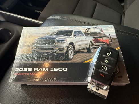 Used 2022 RAM 1500 Big Horn AWD/4WD image 23