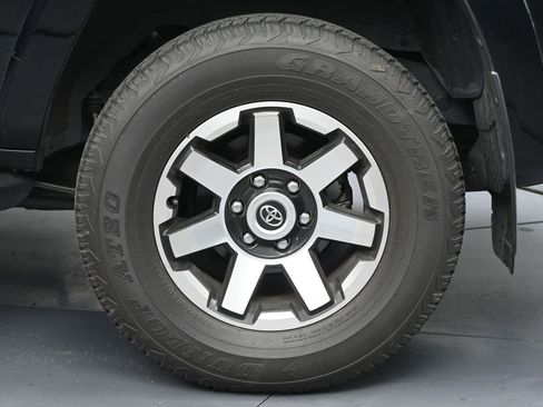 Used 2023 Toyota 4Runner TRD Off-Road Premium w/ Moonroof Package AWD/4WD image 22