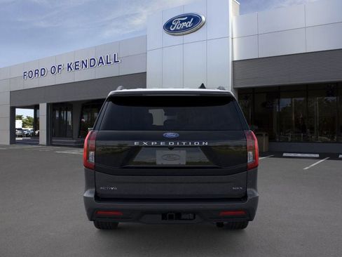 New 2026 Ford Expedition Max Active RWD image 5