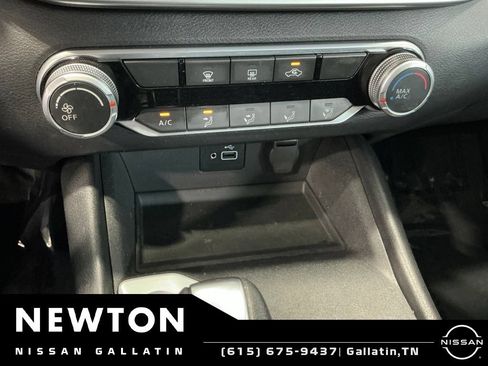 Used 2022 Nissan Altima 2.5 S FWD image 21