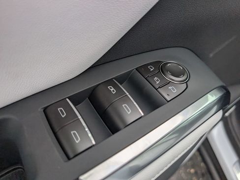 New 2026 Chevrolet Traverse High Country AWD/4WD image 16