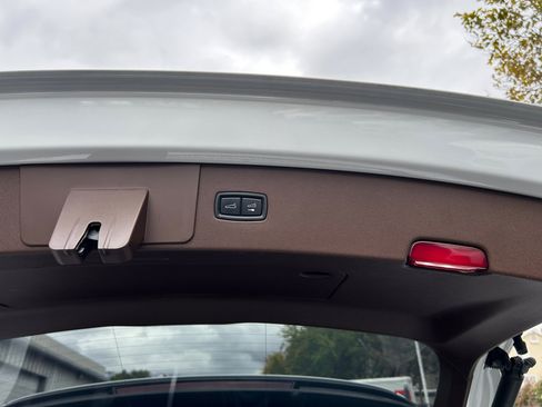 Used 2022 Porsche Cayenne Turbo S w/ Assistance Package image 10