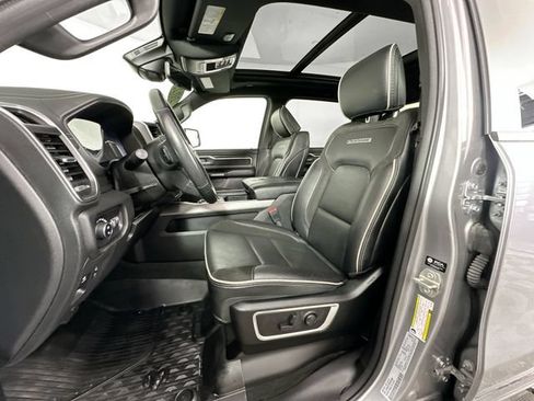 Used 2023 RAM 1500 Laramie AWD/4WD image 11