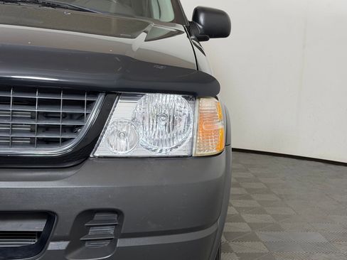 Used 2003 Ford Explorer XLS AWD/4WD image 11