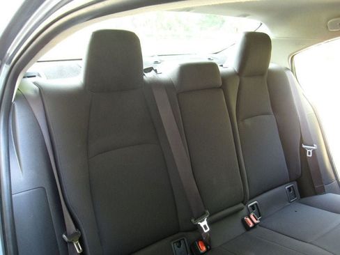 Used 2021 Toyota Corolla LE FWD image 28