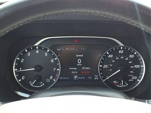 Used 2024 Nissan Frontier SV w/ SV Convenience Package image 12