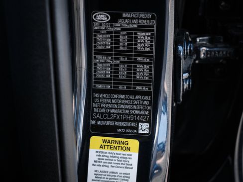 Used 2023 Land Rover Discovery Sport SE R-Dynamic image 37