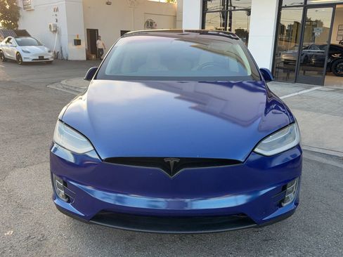 Used 2018 Tesla Model X 100D AWD/4WD image 2