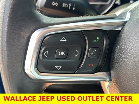 Used 2023 Jeep Gladiator Overland image 22