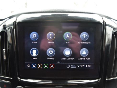 Used 2021 Chevrolet Traverse LT w/ LT Premium Package image 27