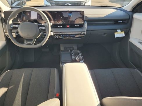 New 2026 Hyundai Ioniq 5 SE image 18