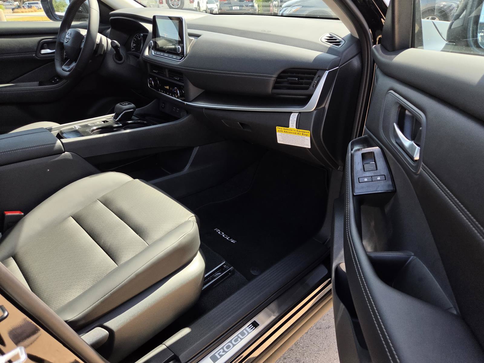 New 2026 Nissan Rogue Dark Armor FWD image 11