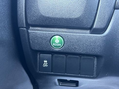 Used 2017 Honda Fit LX image 12