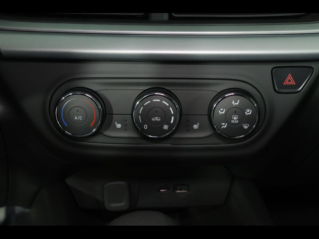 New 2026 Chevrolet Trax LS w/ LS Convenience Package FWD image 10