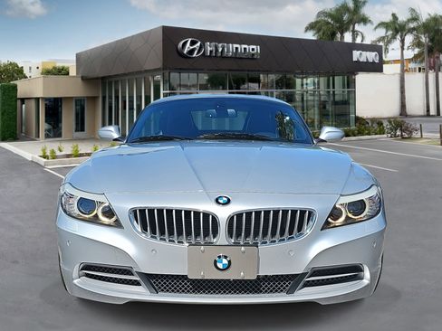 Used 2011 BMW Z4 sDrive35i image 8
