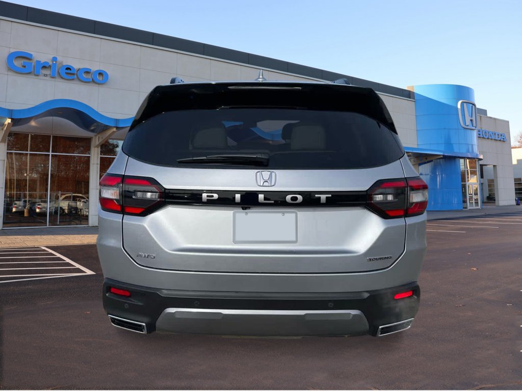 New 2026 Honda Pilot Touring image 4