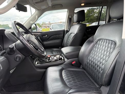 Used 2020 INFINITI QX80 Luxe w/ Sensory Package AWD/4WD image 5