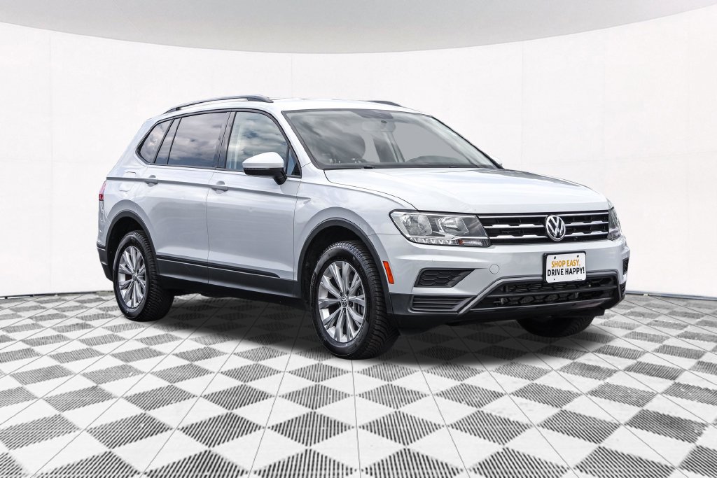 Used 2018 Volkswagen Tiguan S w/ 3rd Row Seat Package AWD/4WD image 9