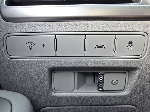 Used 2020 Hyundai Palisade SE image 30