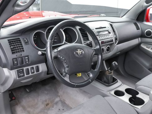 Used 2006 Toyota Tacoma 4x4 Access Cab V6 image 5