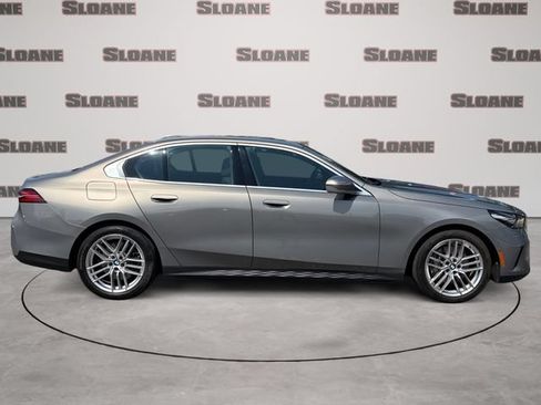 Used 2024 BMW 540i xDrive w/ Convenience Package AWD/4WD image 6