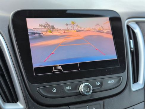 Used 2023 Chevrolet Malibu LT image 25