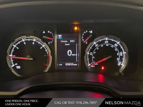 Used 2023 Toyota 4Runner TRD Off-Road Premium AWD/4WD image 25