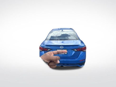 Certified 2024 Nissan Sentra SR FWD image 9