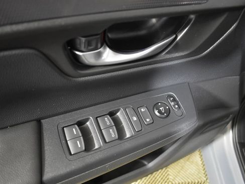 Used 2025 Honda CR-V EX image 8