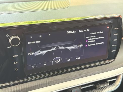 Used 2024 Kia K5 GT-Line FWD image 8