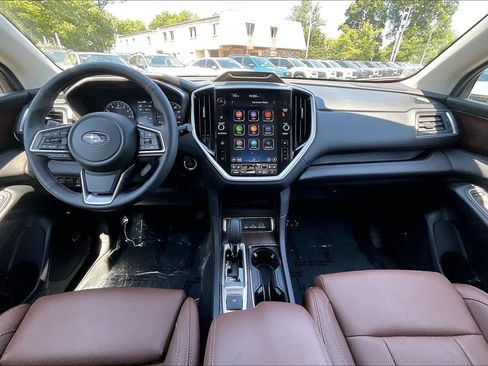 Certified 2025 Subaru Ascent Touring AWD/4WD image 17