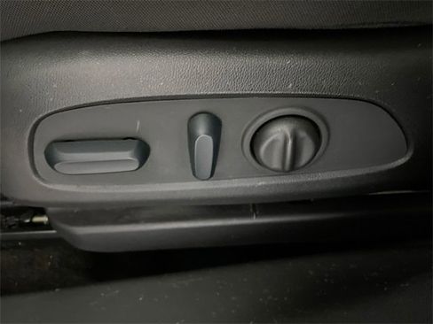 Used 2023 Chevrolet TrailBlazer LT image 25