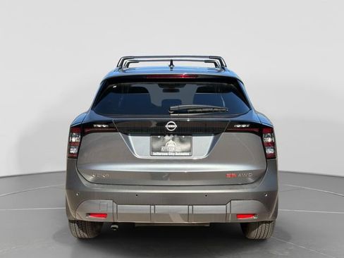 New 2026 Nissan Kicks SR w/ Cold Weather Package AWD/4WD image 7