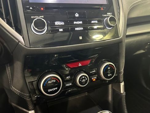 Certified 2020 Subaru Forester Limited image 18