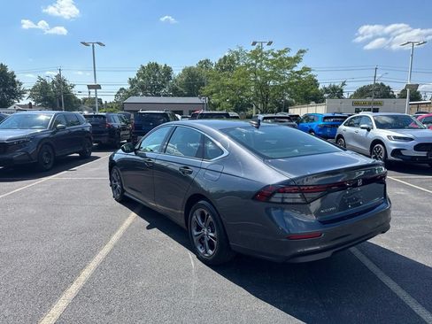 Certified 2023 Honda Accord EX image 7