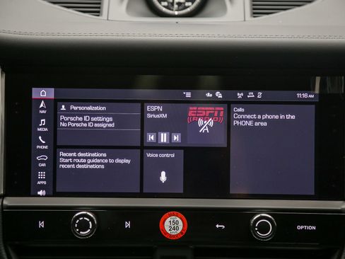 Certified 2026 Porsche Macan AWD/4WD image 18