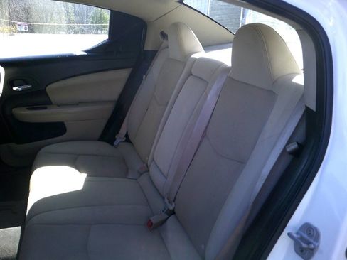 Used 2011 Dodge Avenger Mainstreet FWD image 15
