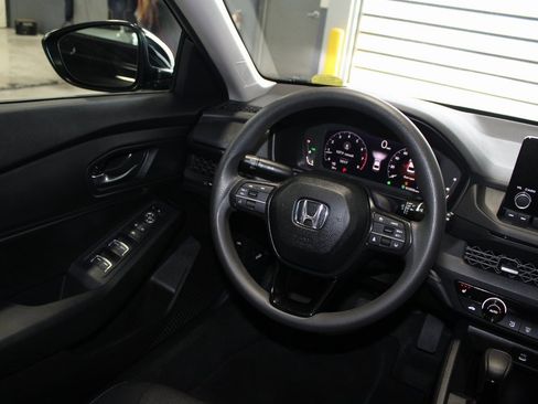Used 2025 Honda Accord SE image 20