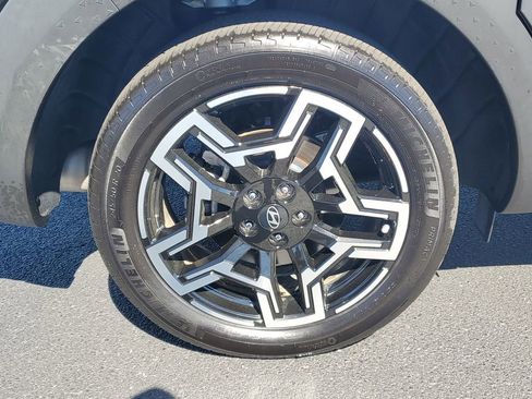 Used 2025 Hyundai Santa Cruz Limited image 5