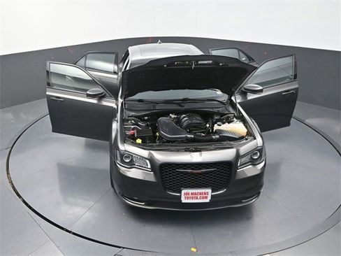 Used 2023 Chrysler 300 S image 36