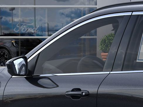New 2025 Ford Escape SE w/ PHEV Premium Package FWD image 20