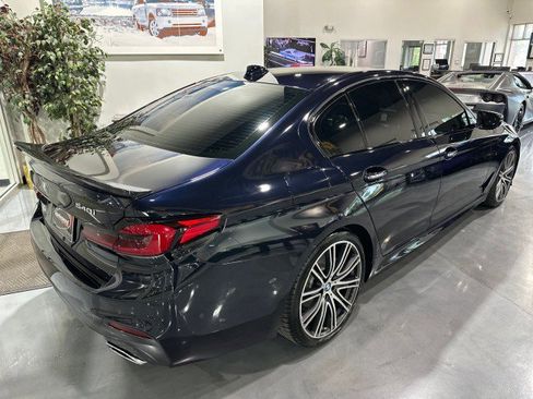 Used 2018 BMW 540i xDrive w/ M Sport Package AWD/4WD image 2