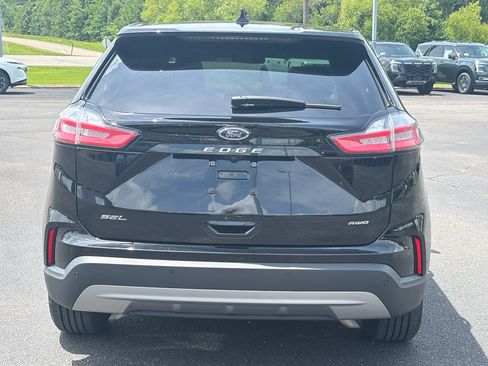 Used 2024 Ford Edge SEL w/ Convenience Package AWD/4WD image 7