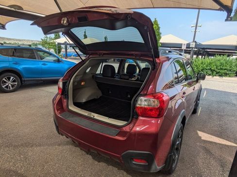 Used 2014 Subaru Crosstrek 2.0i Premium AWD/4WD image 22