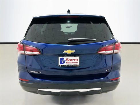 Used 2022 Chevrolet Equinox LT image 6